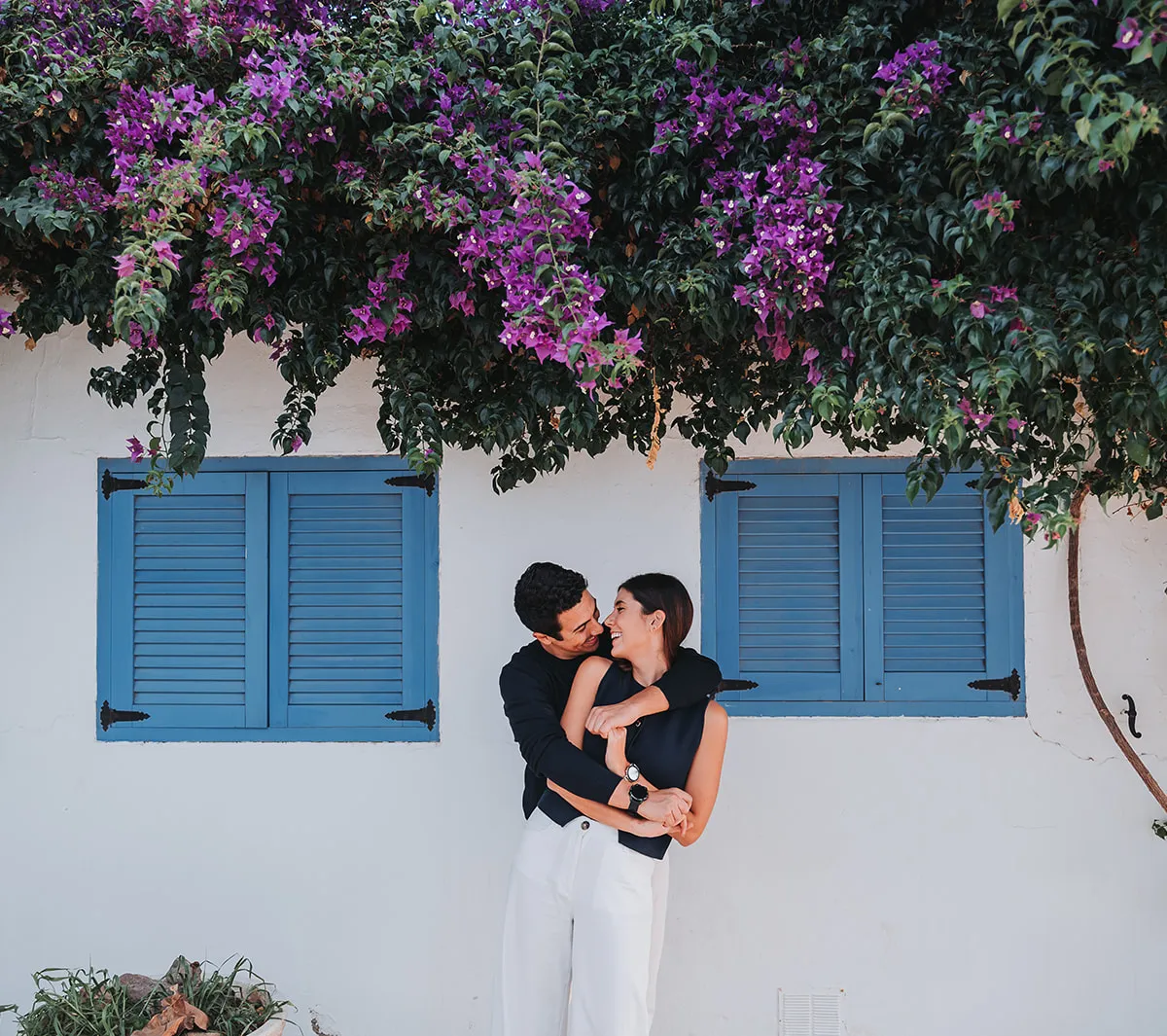 La pre-boda de Eli y Sergio en Aguamarga: risas, playa y buen rollo